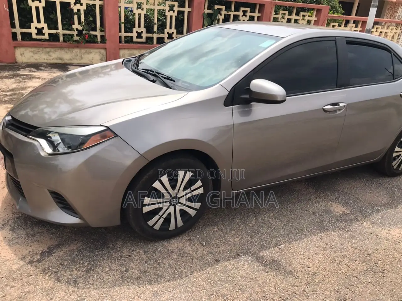 Toyota Corolla 2015 Gray
