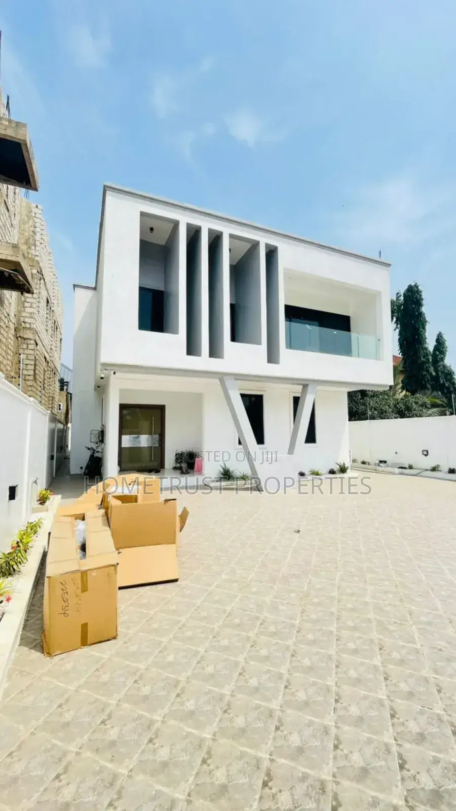 Furnished 4bdrm Duplex in Tseaddo for sale