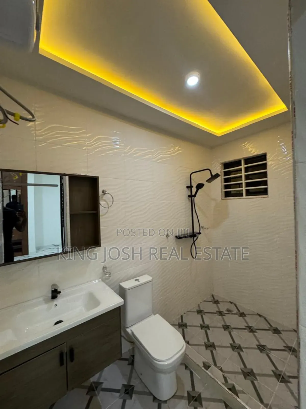 3bdrm House in Spintex- Lashibi, Tema Metropolitan for rent