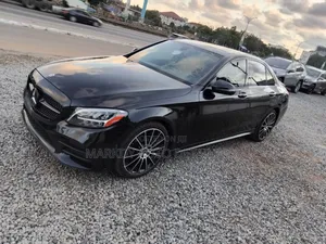 Mercedes-Benz C300 2020 Black