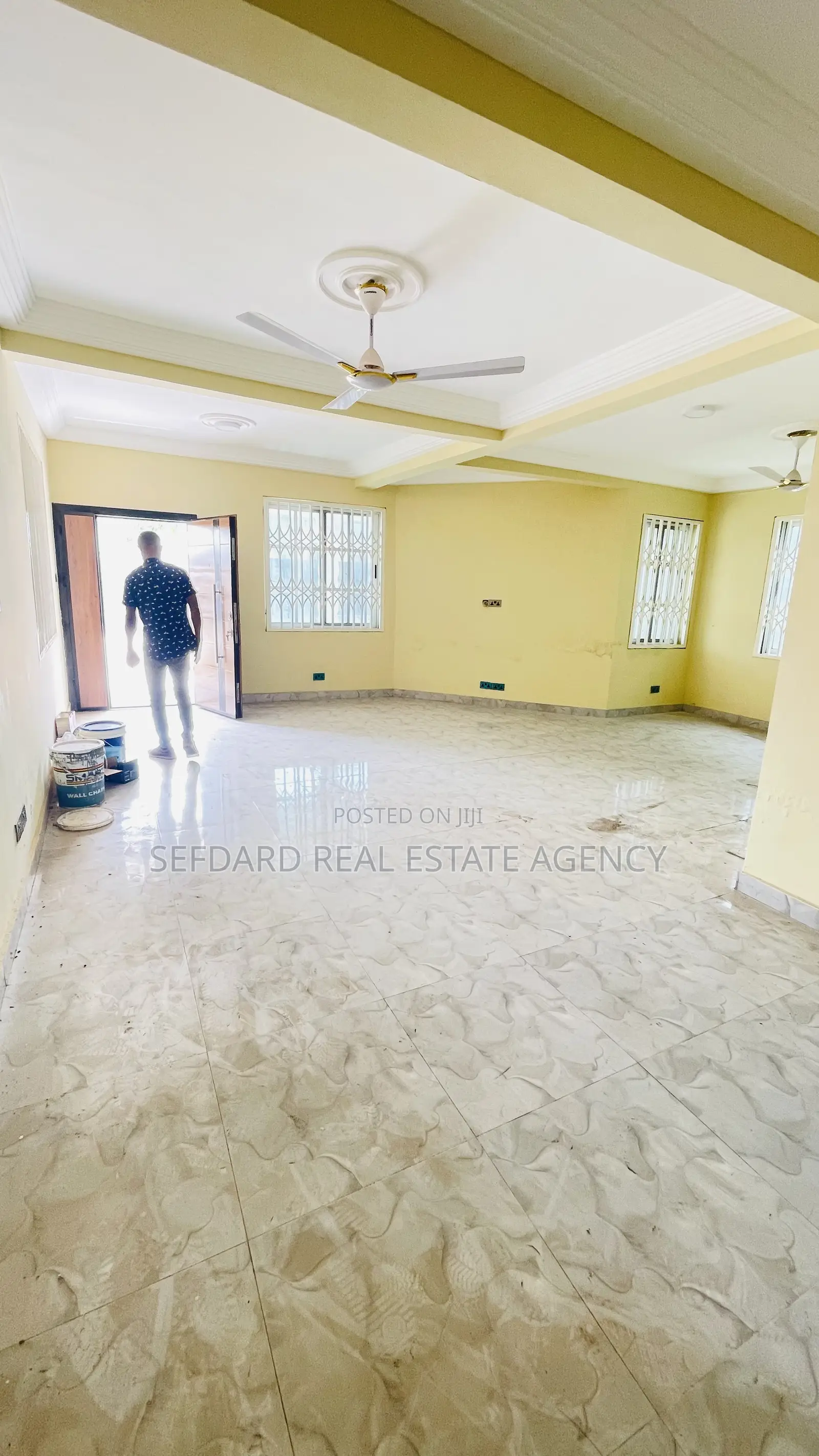 3bdrm Apartment in Sefdard Properties, Tseaddo for rent
