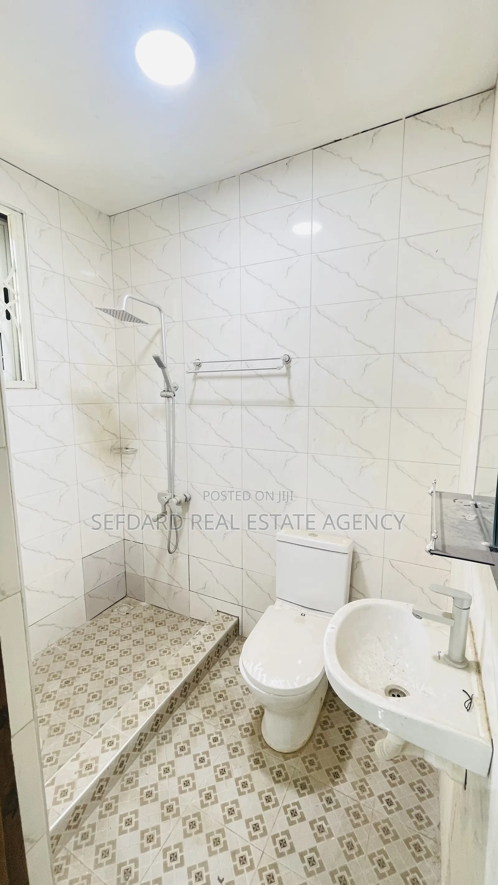 3bdrm Apartment in Sefdard Properties, Tseaddo for rent