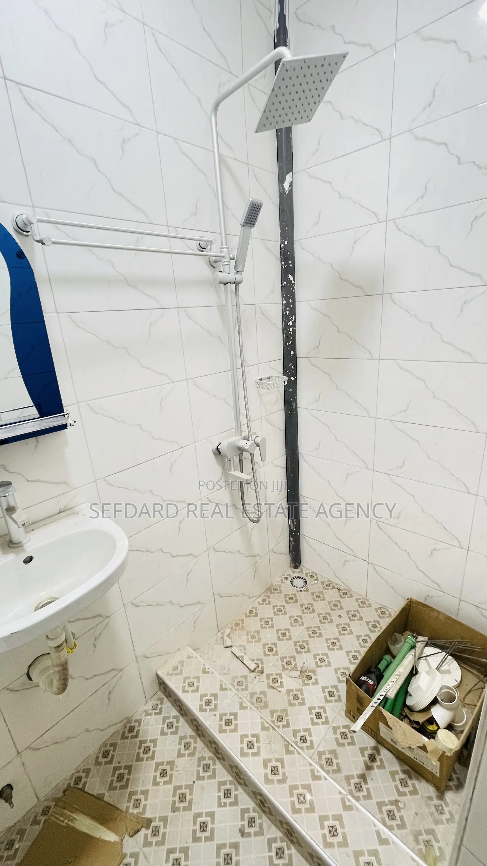 3bdrm Apartment in Sefdard Properties, Tseaddo for rent