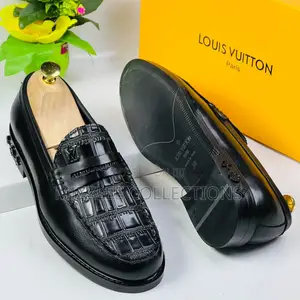 Original Louis Vuitton Paris Loafers in 40-45