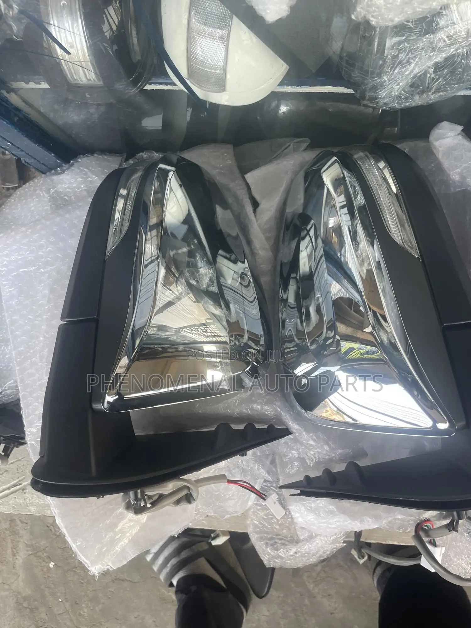 Toyota Fortuner2016-2024 Side Mirror With Light
