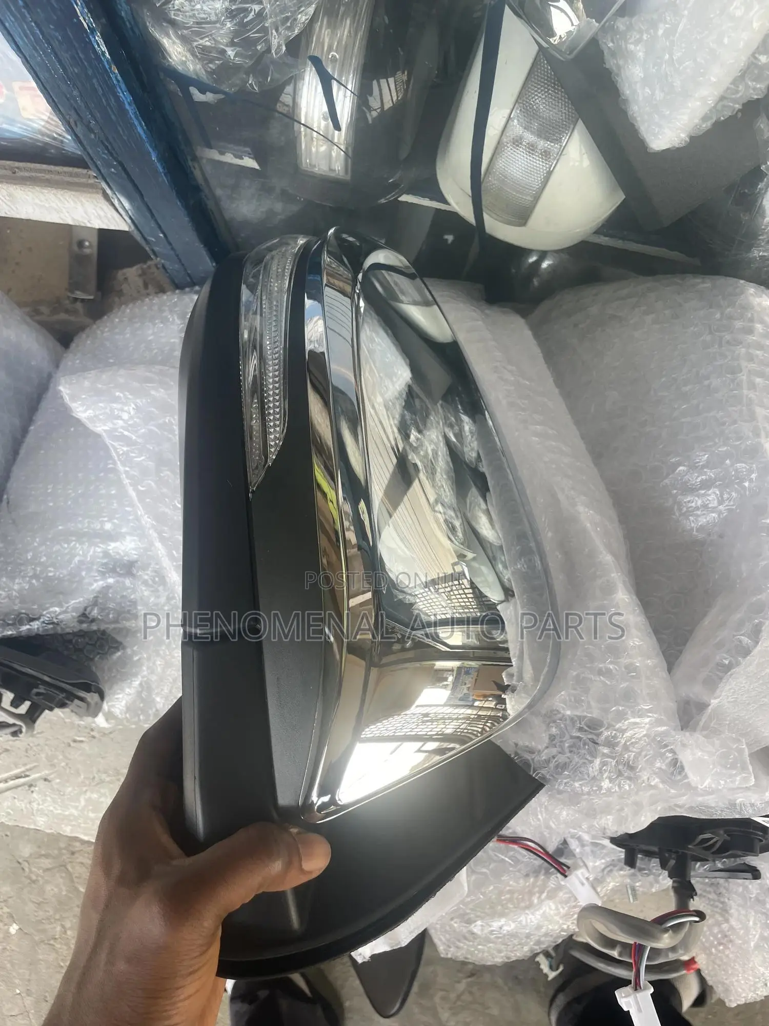 Toyota Fortuner2016-2024 Side Mirror With Light