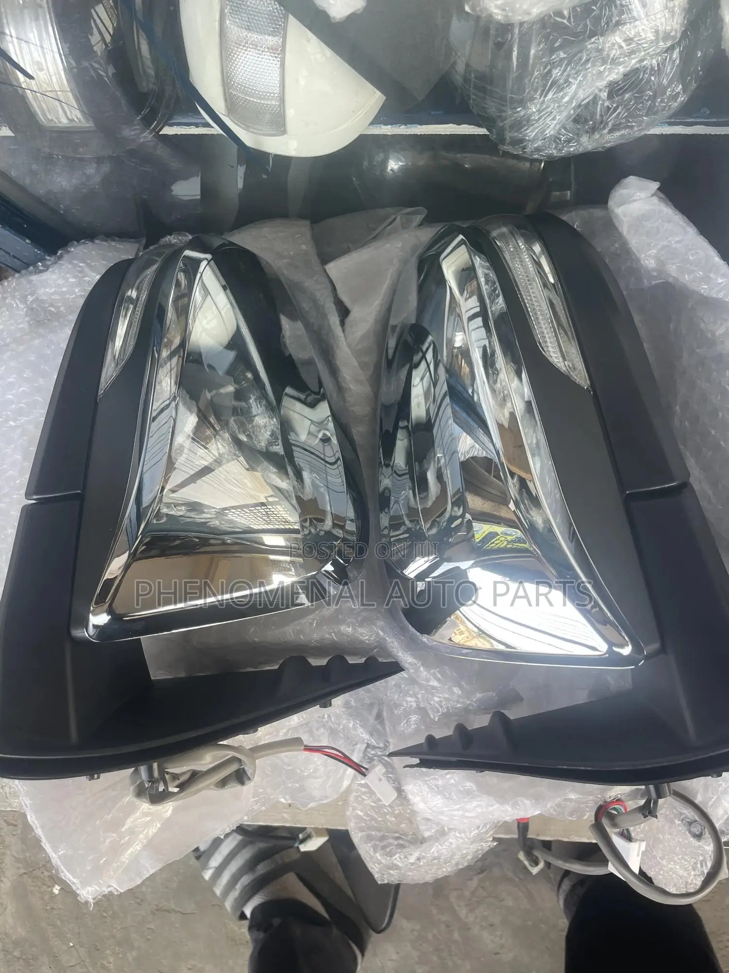 Toyota Fortuner2016-2024 Side Mirror With Light