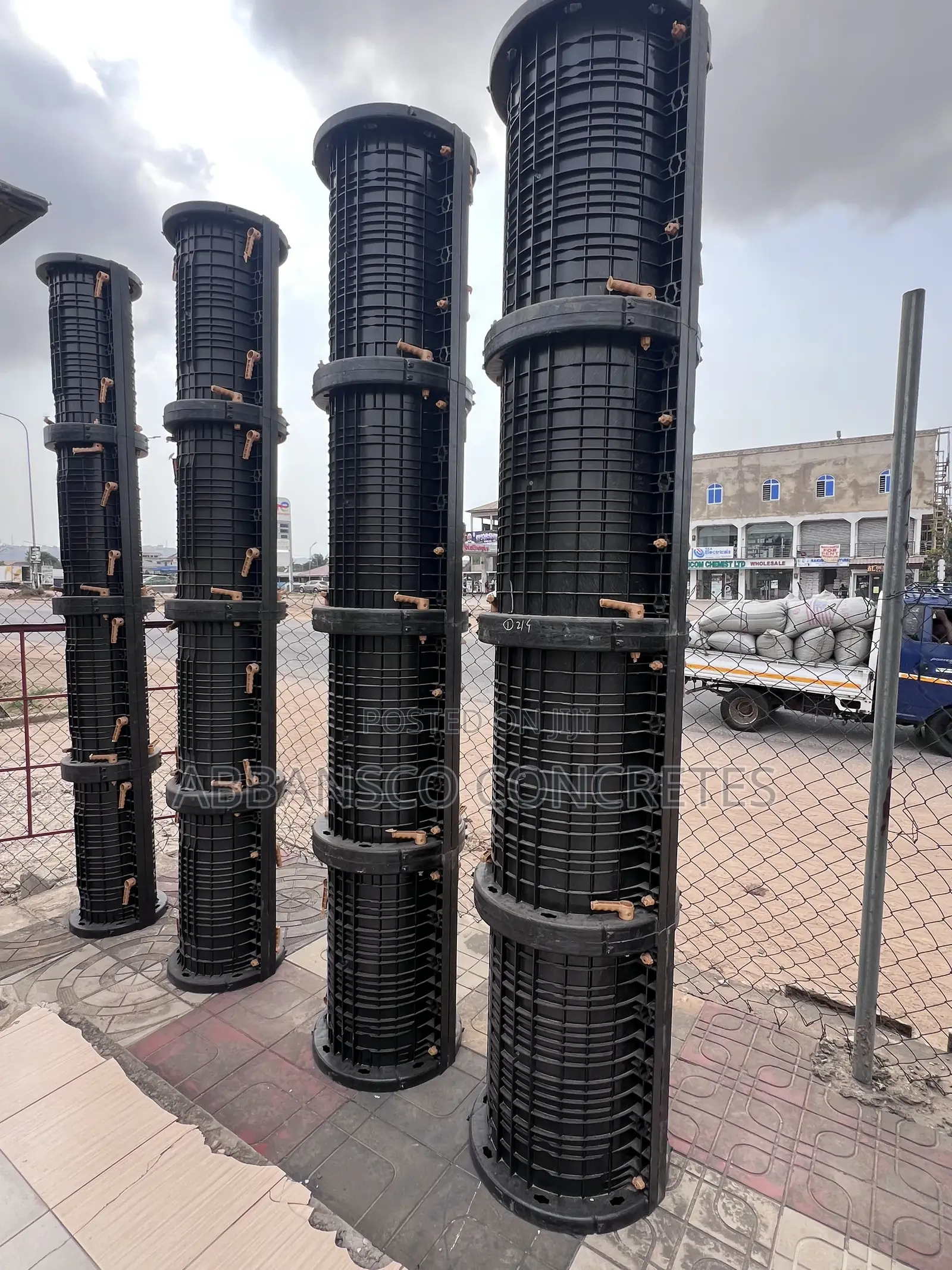 Round Black 12 Inches Mould