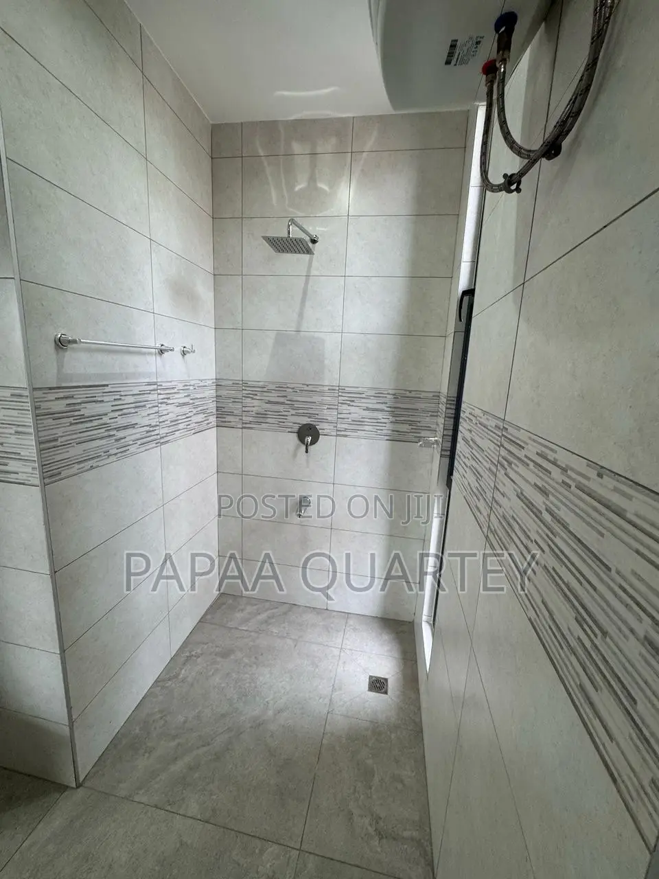 Furnished 4bdrm Townhouse/Terrace in Labone for sale