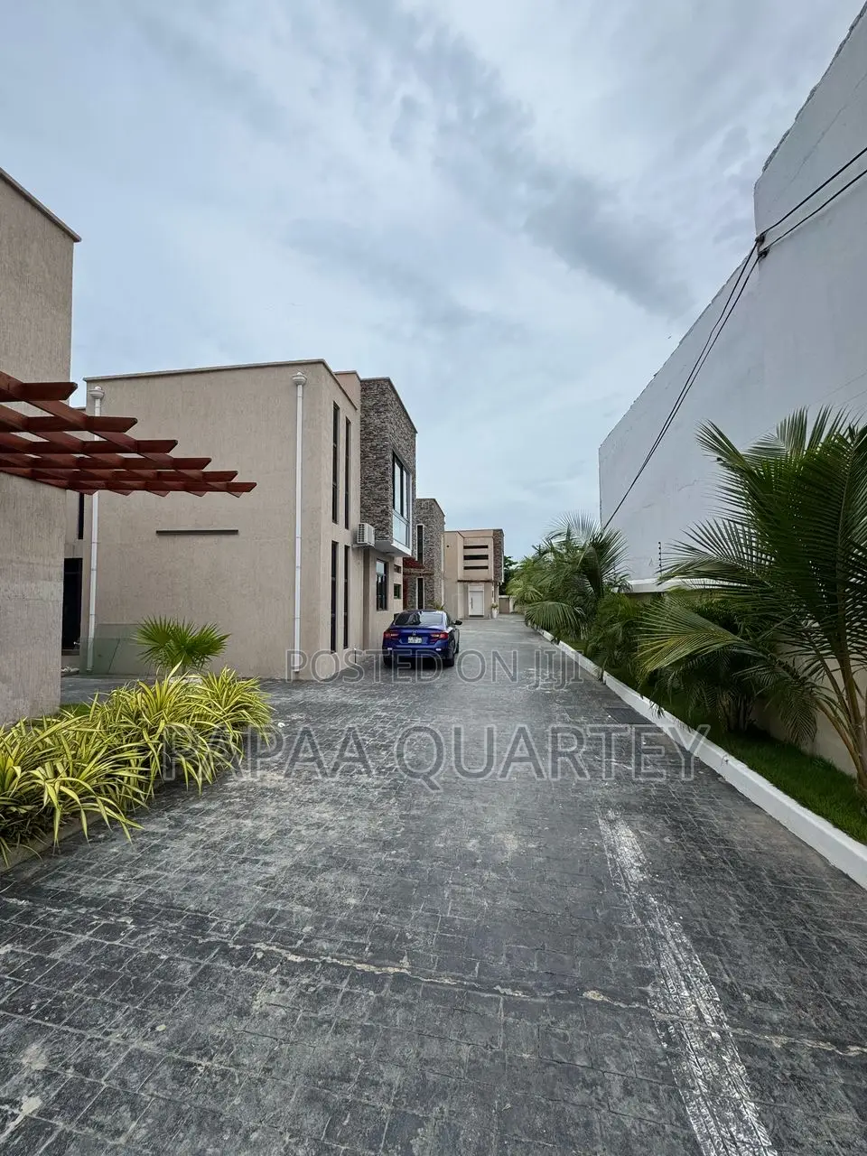 Furnished 4bdrm Townhouse/Terrace in Labone for sale in Labone - Houses ...