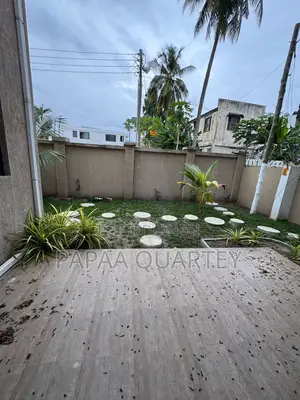 Furnished 4bdrm Townhouse/Terrace in Labone for sale