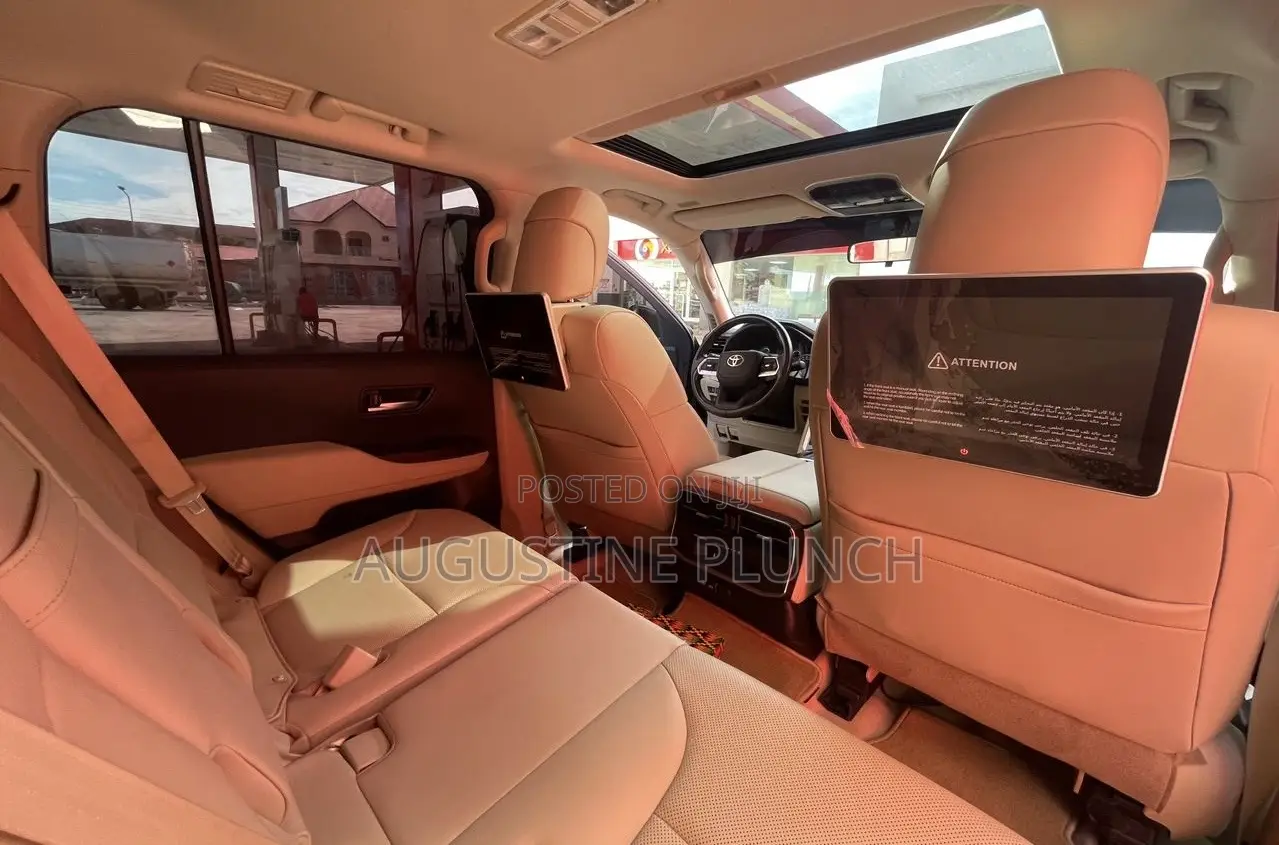 Toyota Land Cruiser 2022 Black