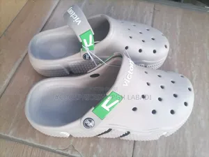 New Victory Sanders Sneakers