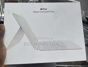 iPad Magic Keyboard Folio