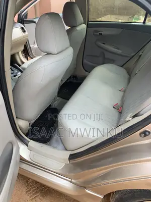 Toyota Corolla 1.8 Exclusive Automatic 2009 Silver