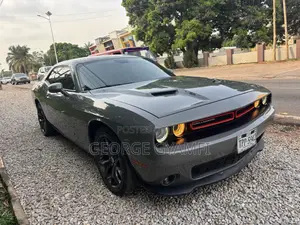 Dodge Challenger GT AWD 2019 Gray