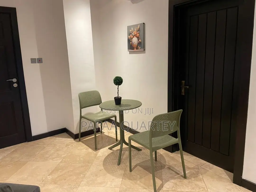 Furnished 2bdrm Apartment in North Ridge for sale