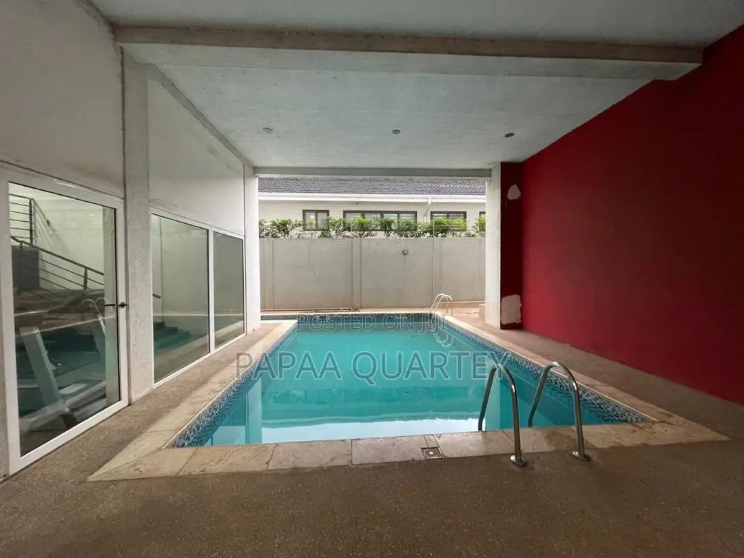 Furnished 2bdrm Apartment in North Ridge for sale