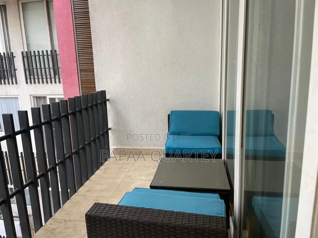 Furnished 2bdrm Apartment in North Ridge for sale