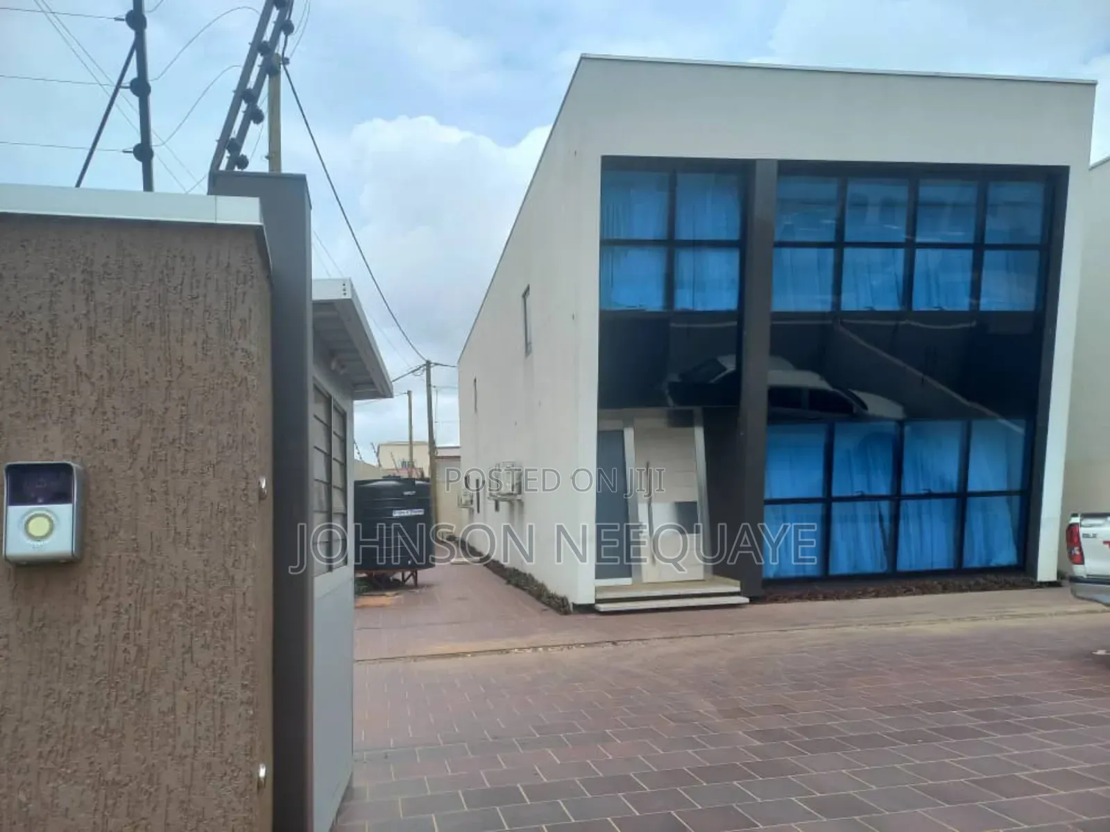 4bdrm Apartment in American House for rent