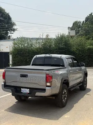 Toyota Tacoma TRD Off Road Double Cab 6' Bed V6 AT 2023 Gray