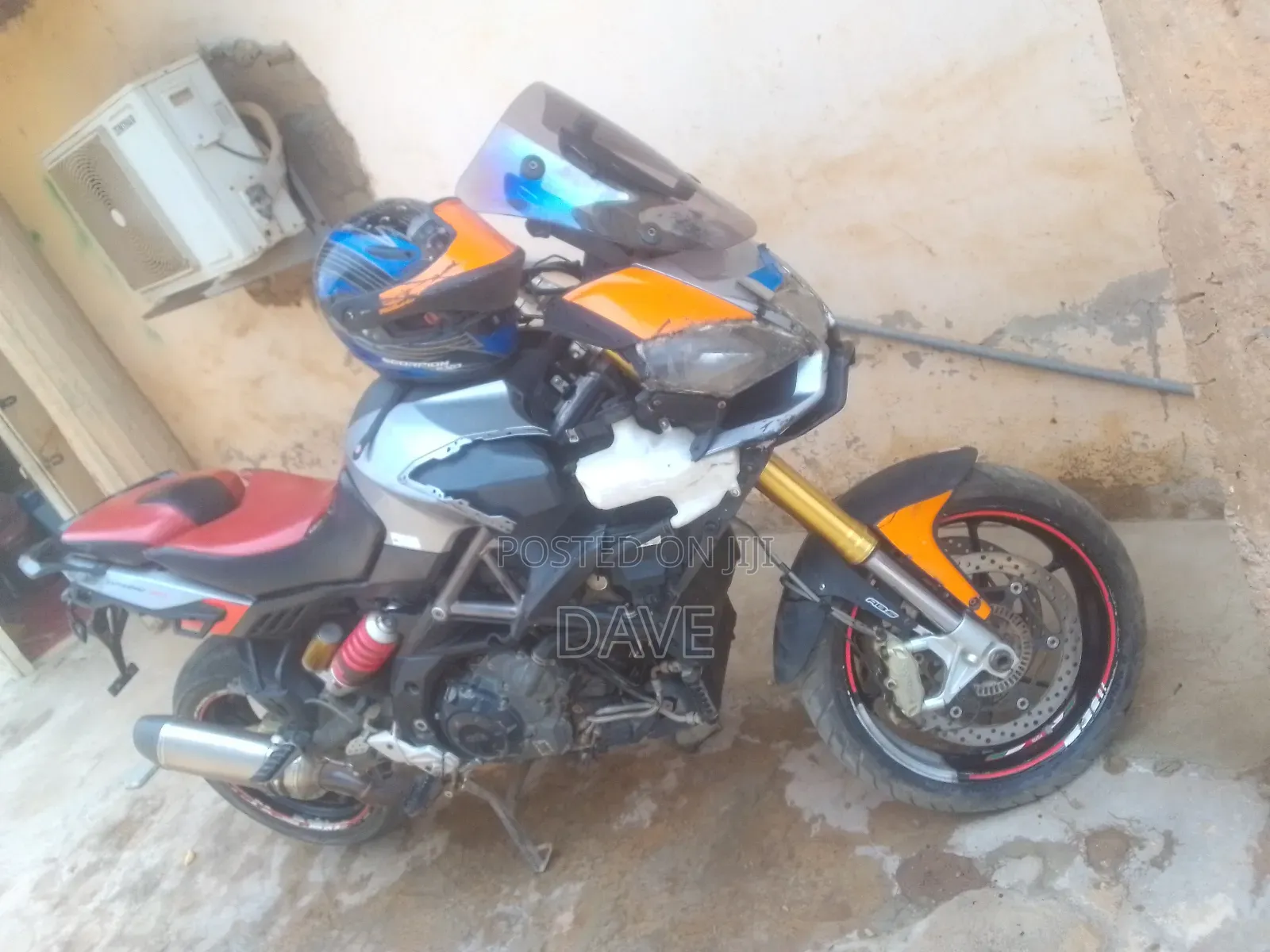 Aprilia Caponord 2018 Gray