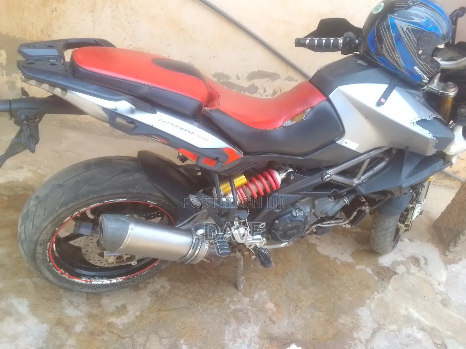 Aprilia Caponord 2018 Gray