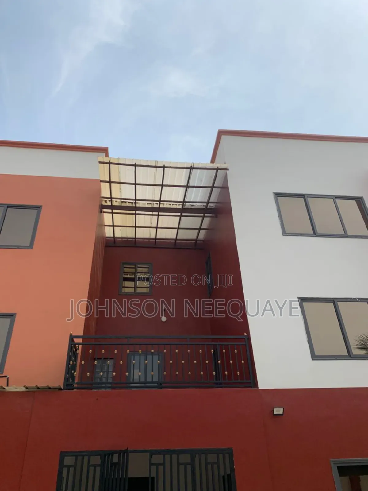 2bdrm Apartment in Baatsona Total for sale