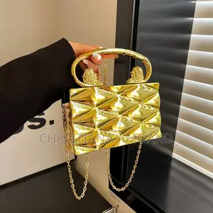 Chic Gold Metal Hand Bag With Chain Strap