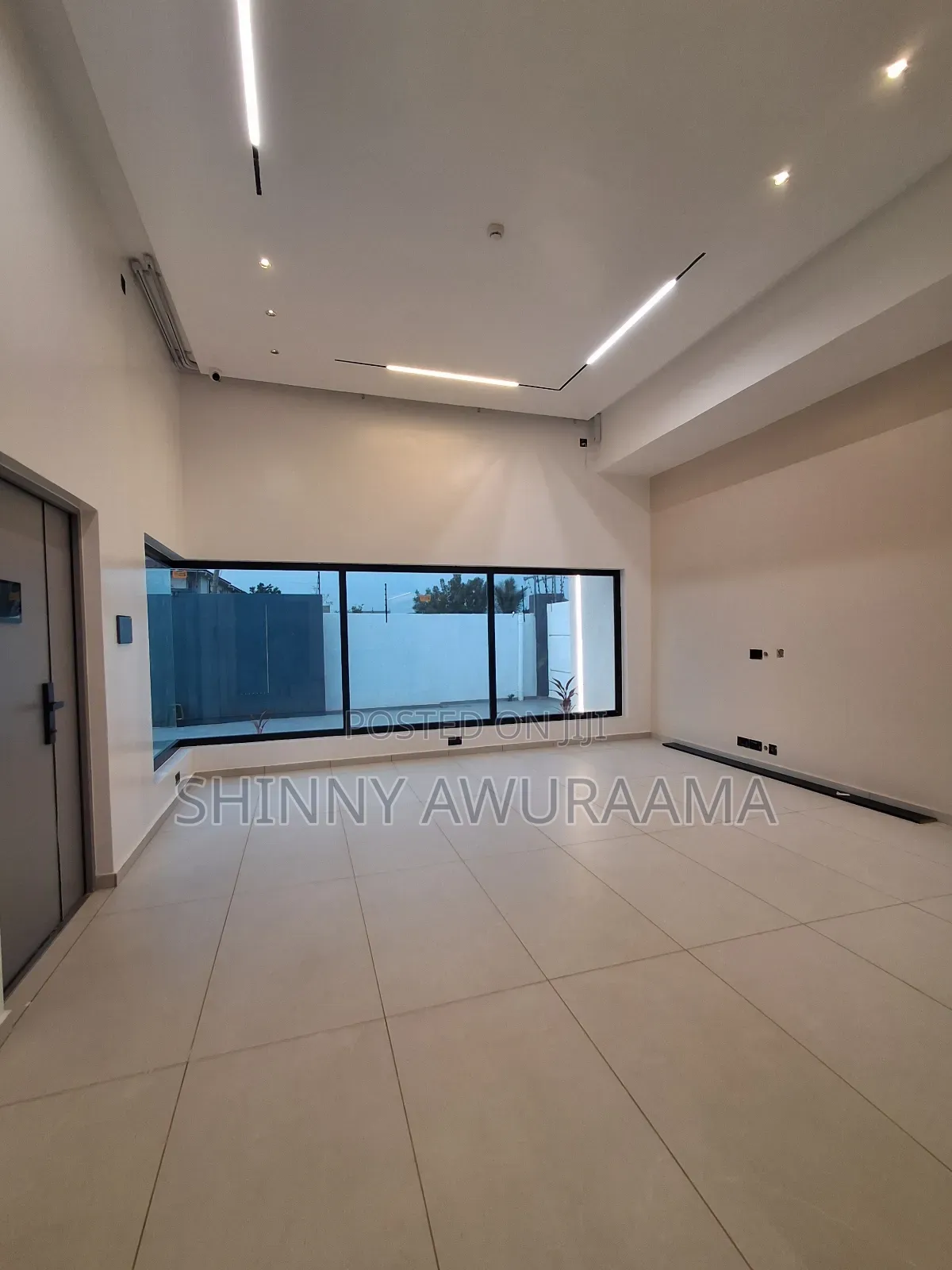 3bdrm House in Police Land, Lake Side Estate for sale