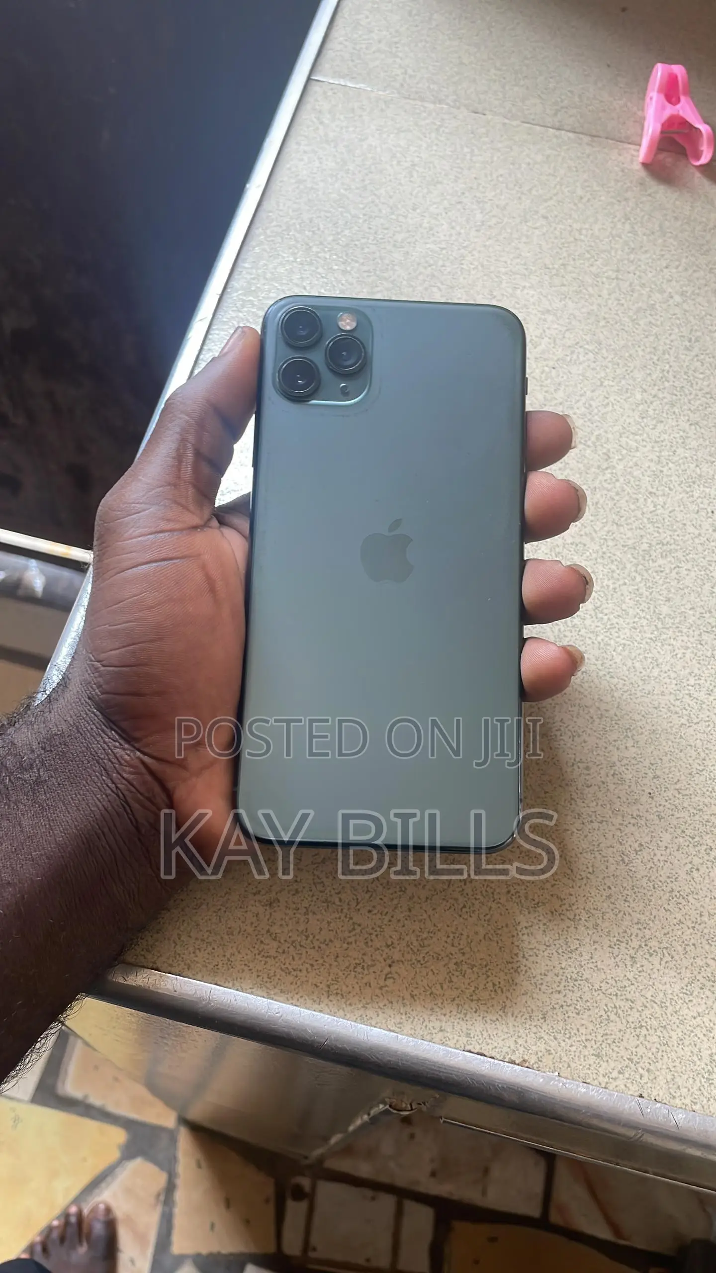 Apple iPhone 11 Pro Max 64 GB Green