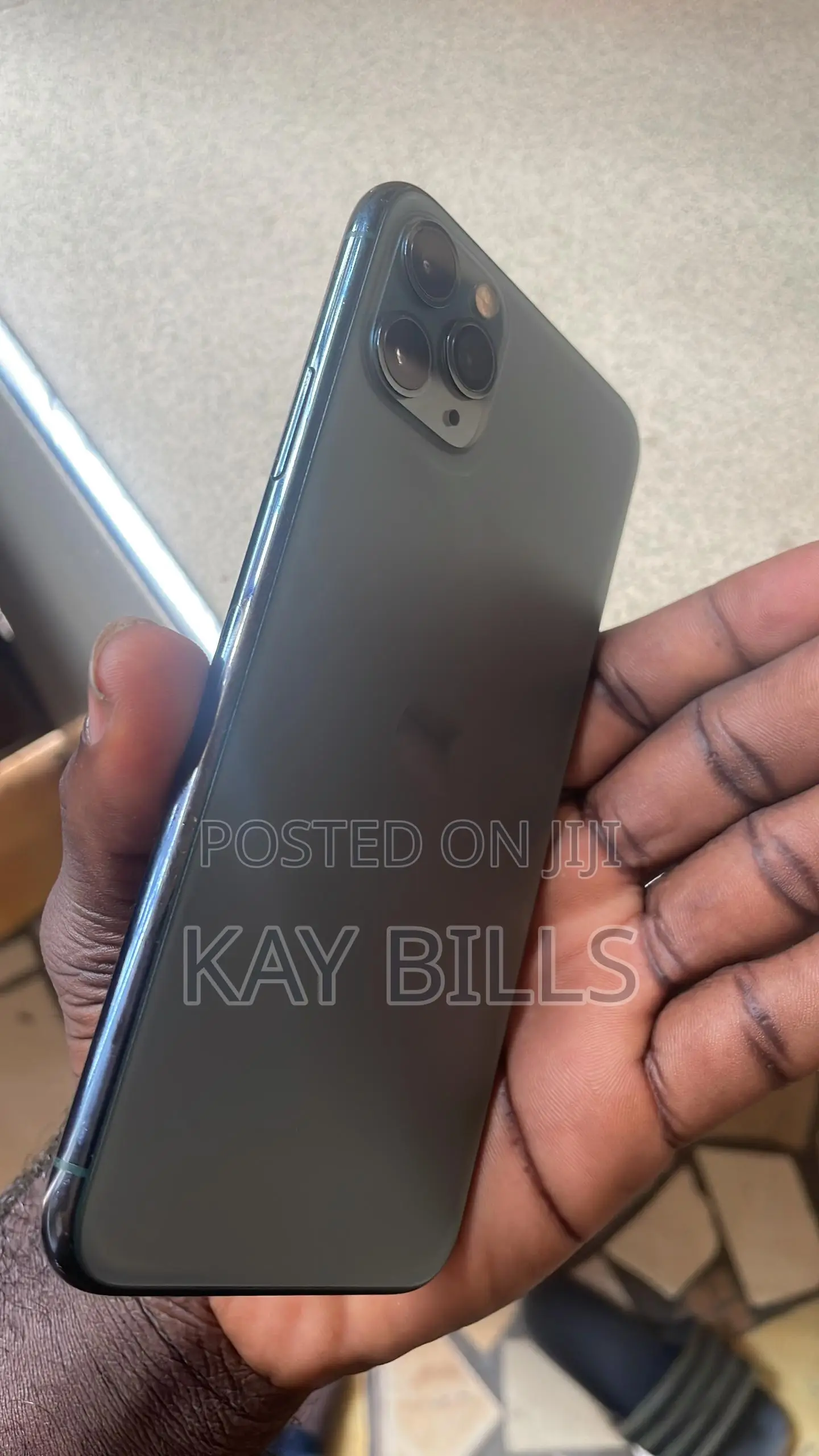 Apple iPhone 11 Pro Max 64 GB Green