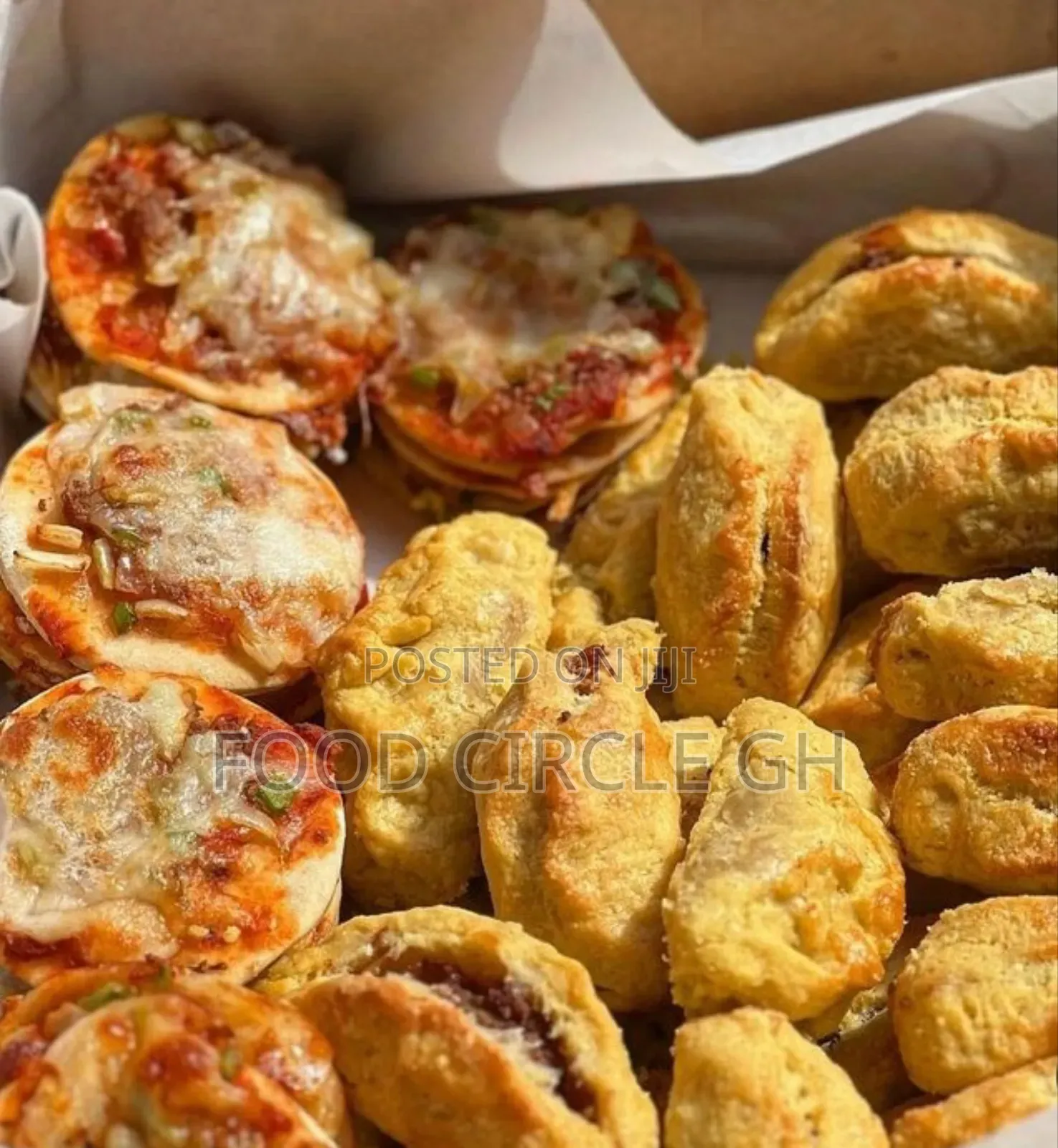 Mini Pizza and Pie for Occasions