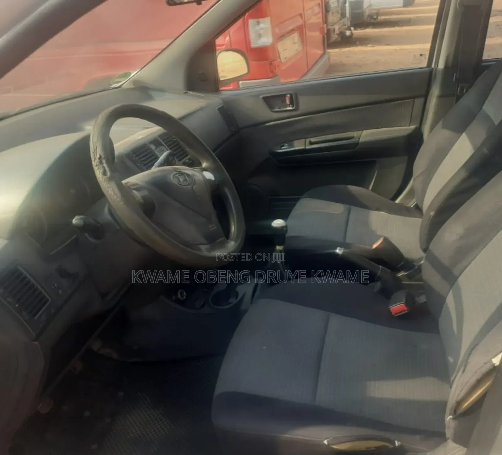 Nissan Hardbody 2012 White