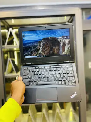 Laptop Lenovo Yoga 11e 8GB Intel SSD 128GB