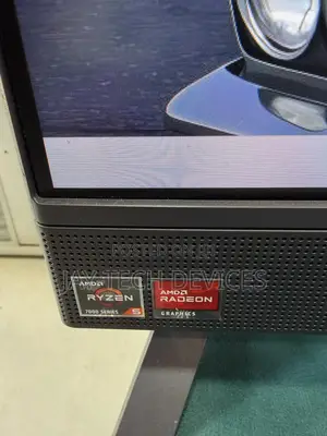 Dell Inspiron 27 All-in-One 8GB AMD Ryzen 5 SSHD (Hybrid) 512GB