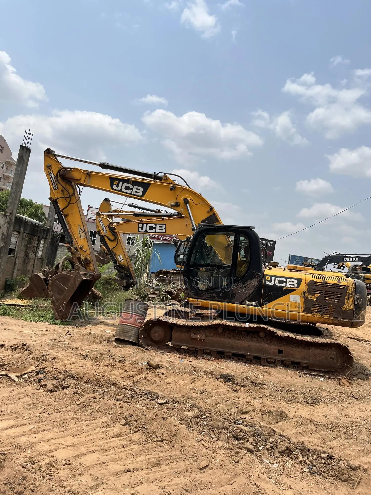 Excavators For Rentals