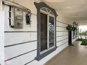 Furnished 2bdrm Apartment in West Hills Mall Area for rent