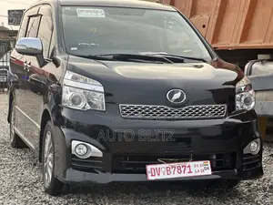 Toyota Voxy 2012 Black