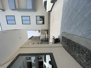 3bdrm Apartment in Miracle Properties, Lake Side Estate for rent