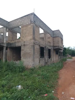 12bdrm House in Free Will Agency, Kumasi Metropolitan for sale