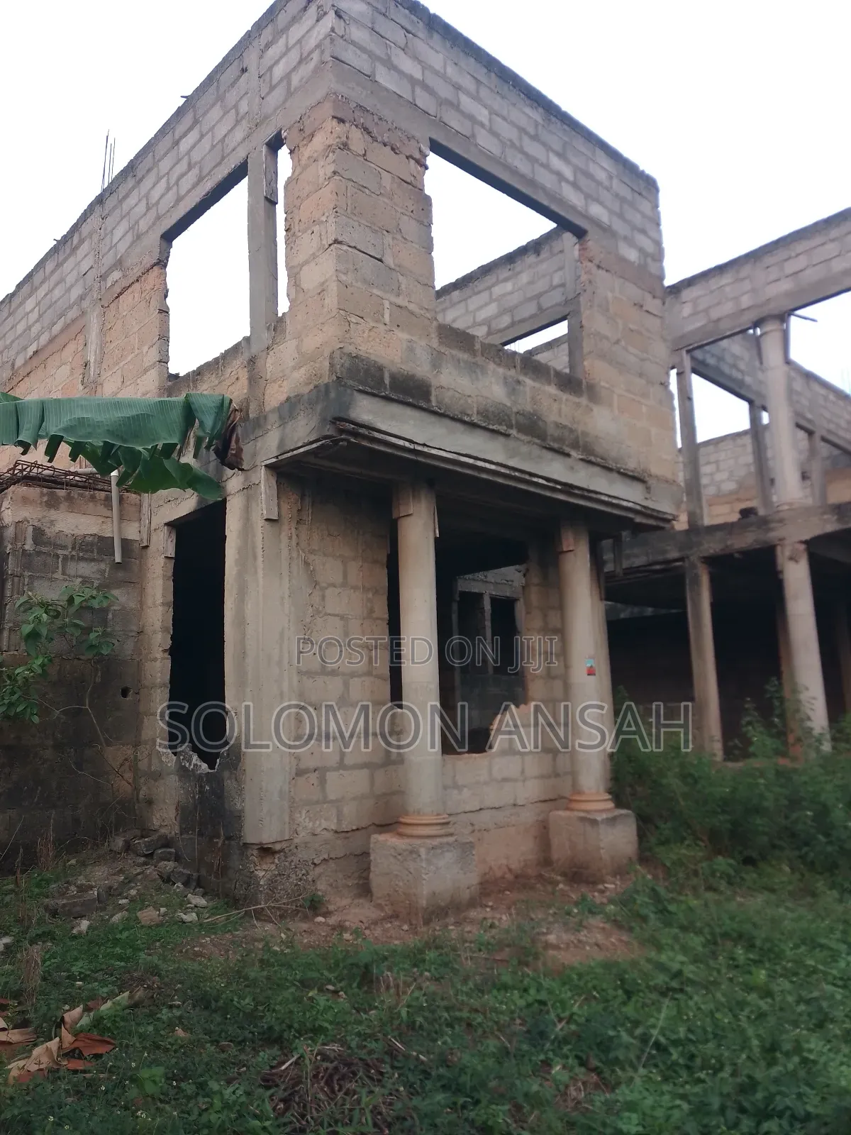 12bdrm House in Free Will Agency, Kumasi Metropolitan for sale