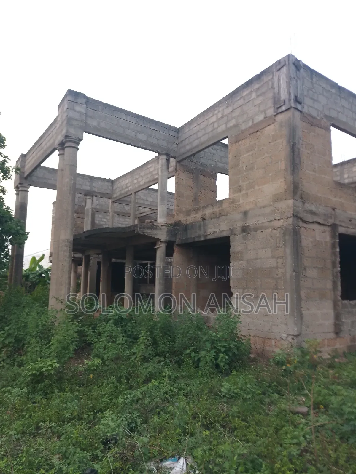 12bdrm House in Free Will Agency, Kumasi Metropolitan for sale