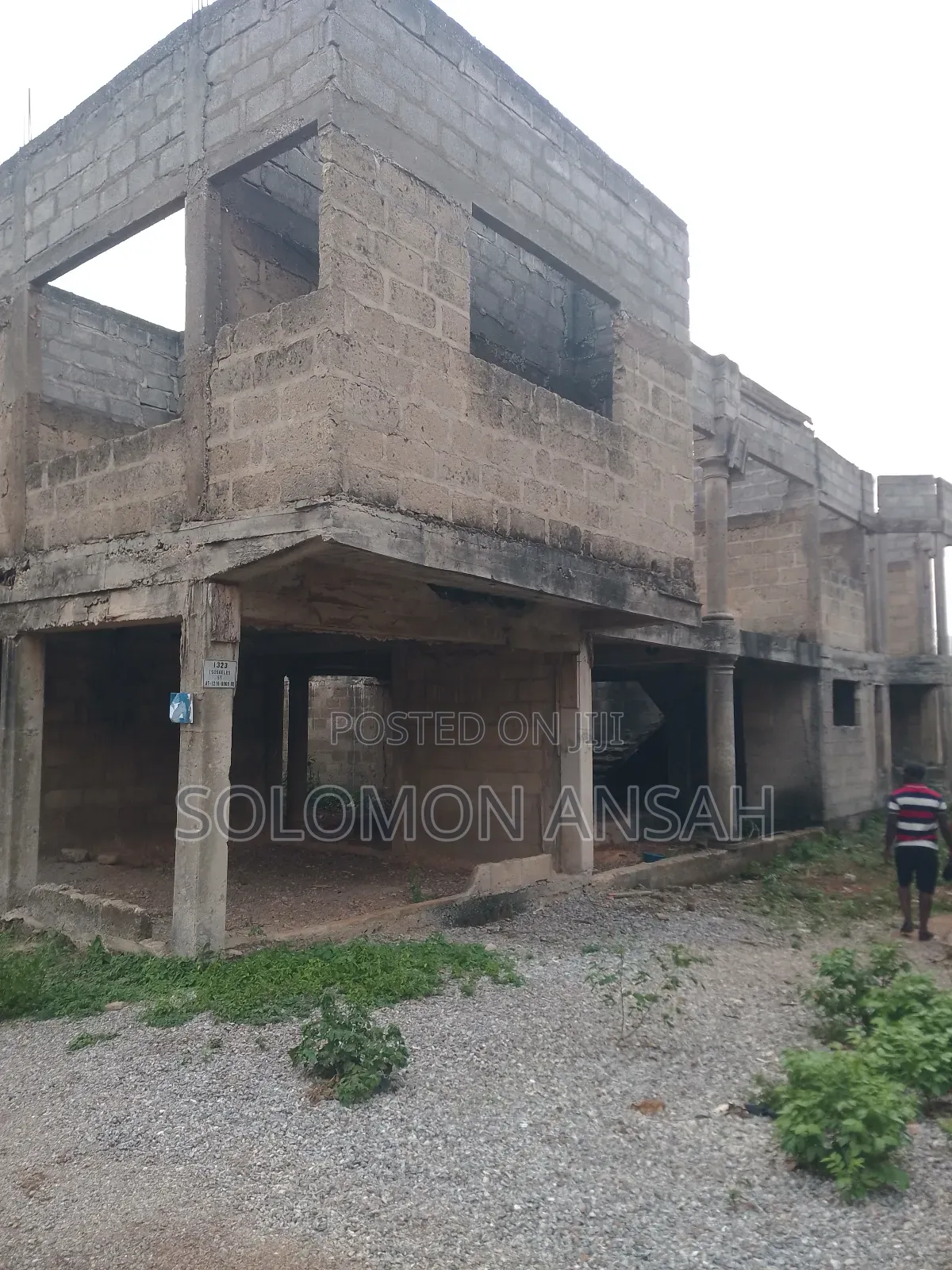 12bdrm House in Free Will Agency, Kumasi Metropolitan for sale