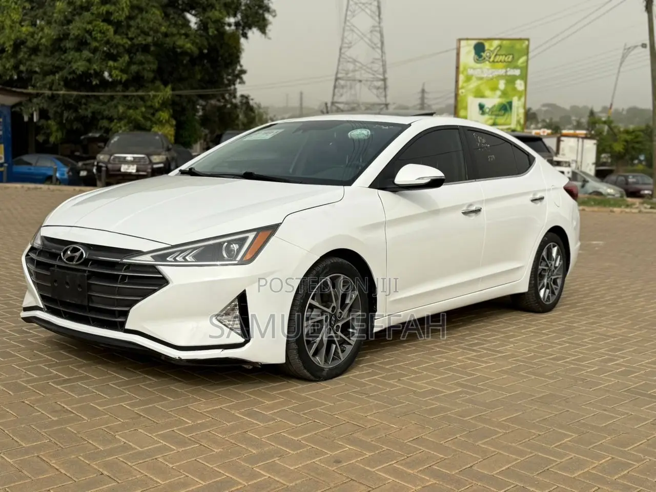 Hyundai Elantra Limited 2019 White