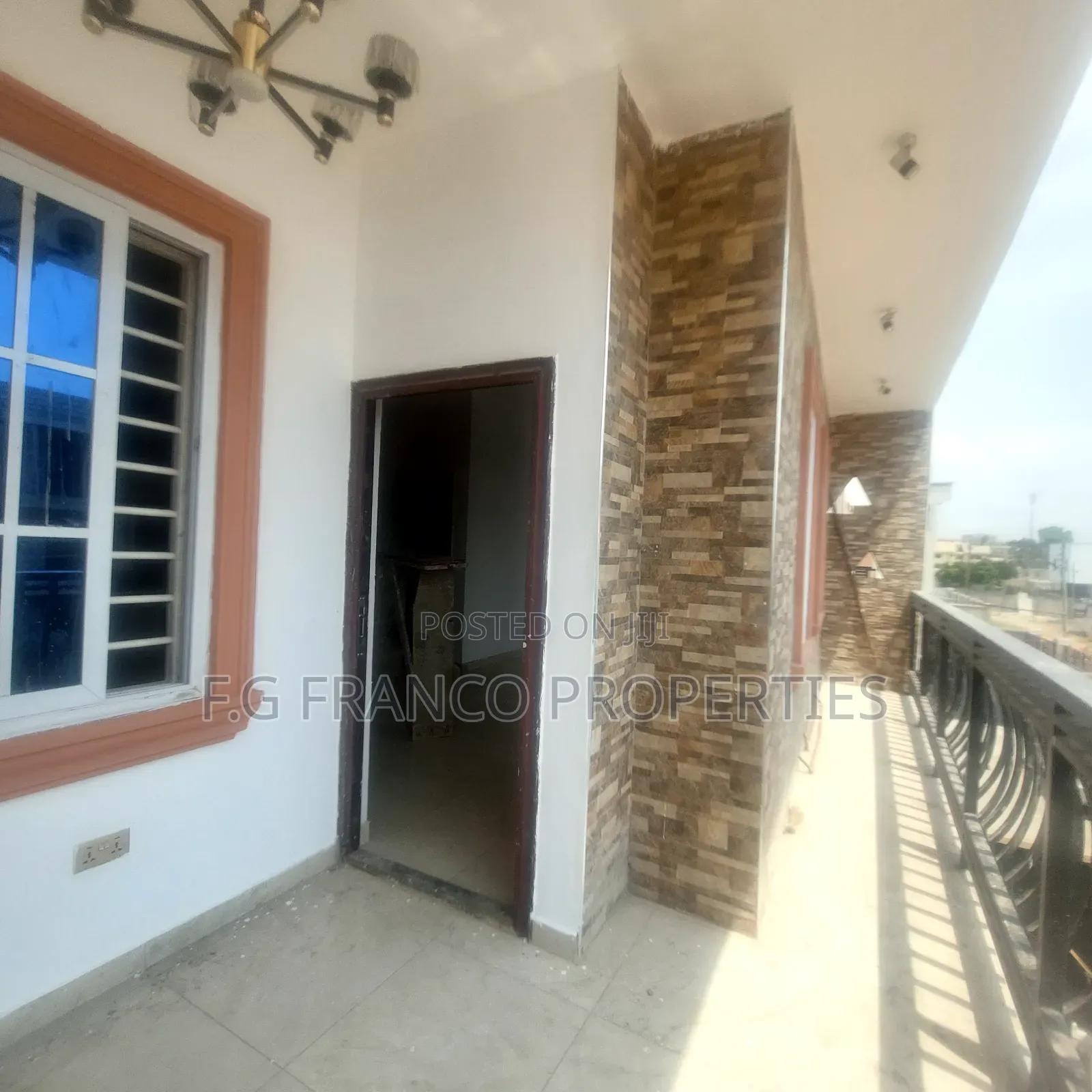 5bdrm House in Kg Franco Properties, Sakumono for sale