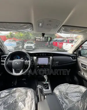 New Toyota Fortuner 2025 Green