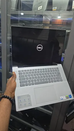 Laptop Dell Inspiron 16 7630 16GB Intel Core i7 SSD 1T