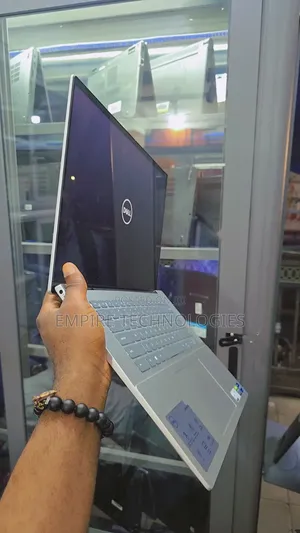 Laptop Dell Inspiron 16 7630 16GB Intel Core i7 SSD 1T