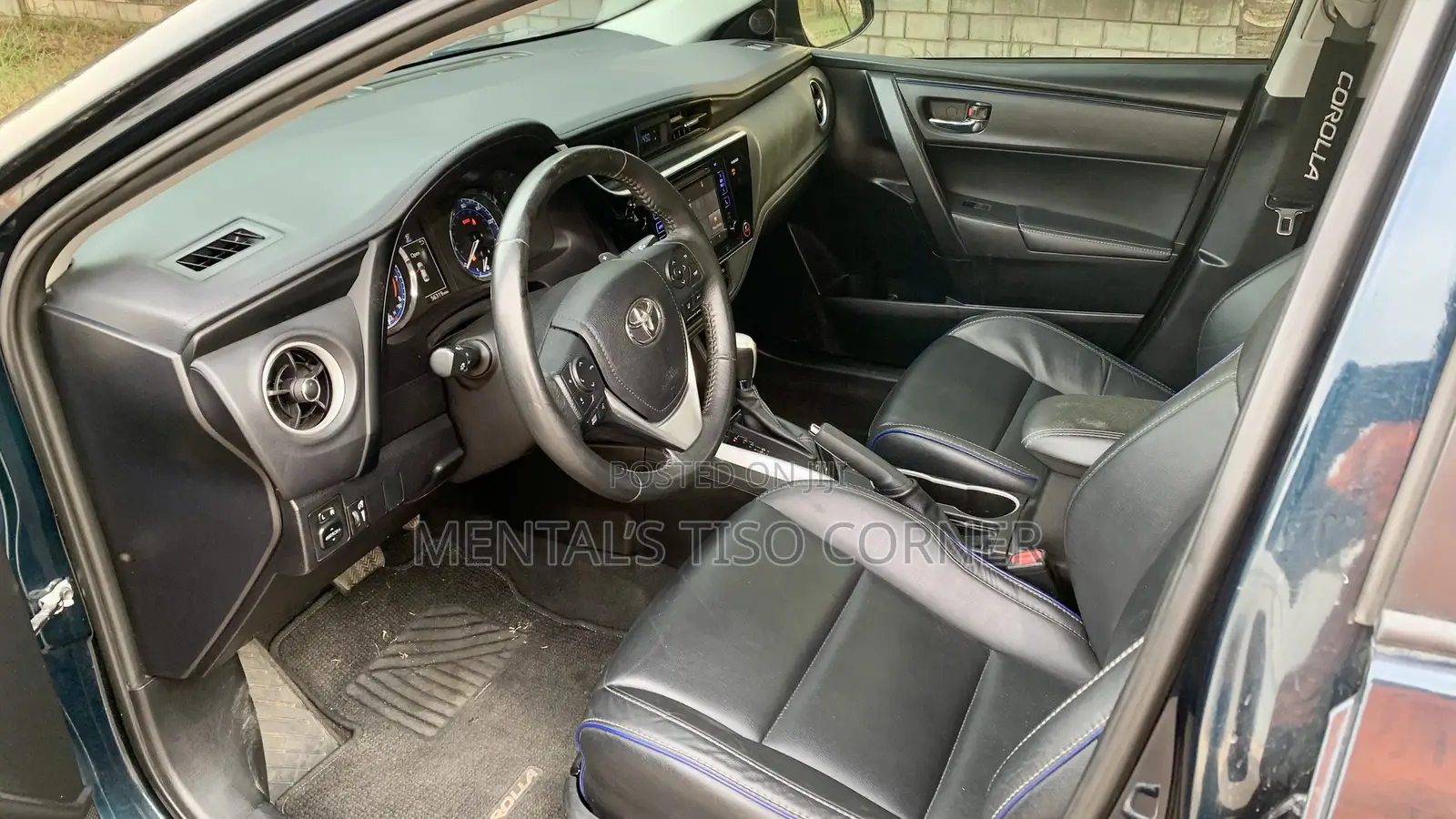 Toyota Corolla XSE 4dr Sedan (1.8L 4cyl CVT) 2017 Black
